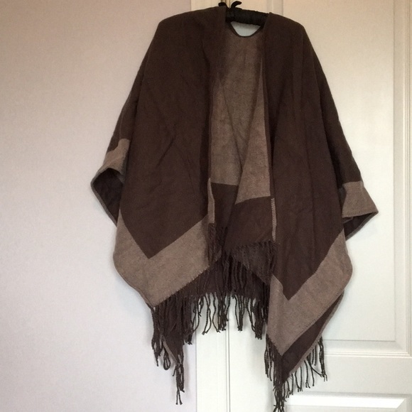 Jackets & Blazers - Revisable Shaw cape